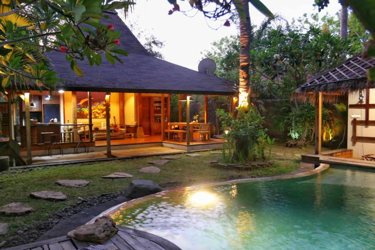 Villa Bhuvana With Private Swimming Pool Gili Trawangan Exterior foto
